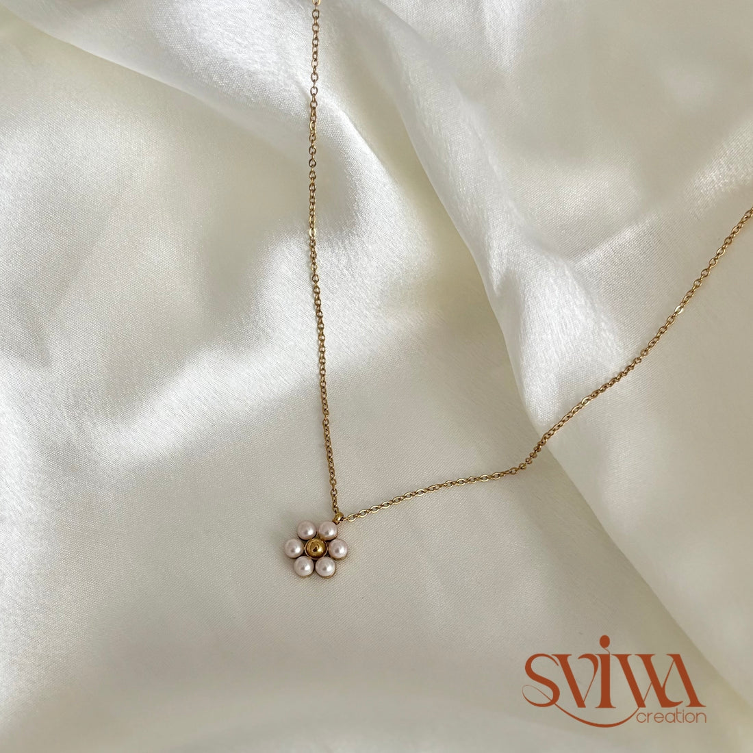 Pearl Flower Necklace