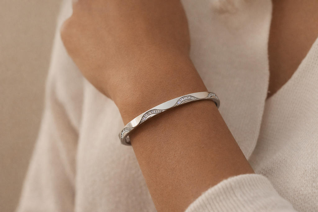 Crystal Twist Wave Bangle