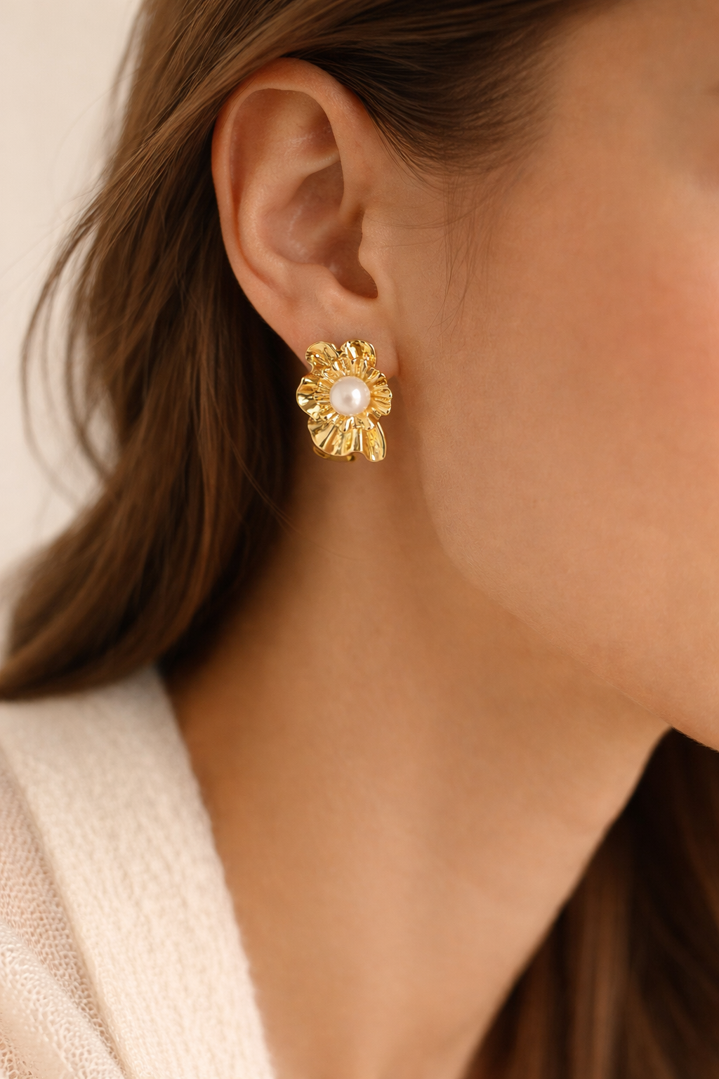 Pearl Flower Stud Earrings