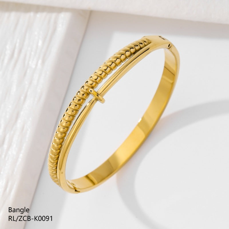 Dual-Twist Textured Bracelet