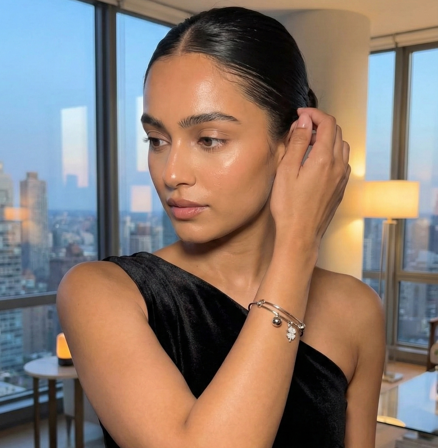 Silver Clover Charm Bangle