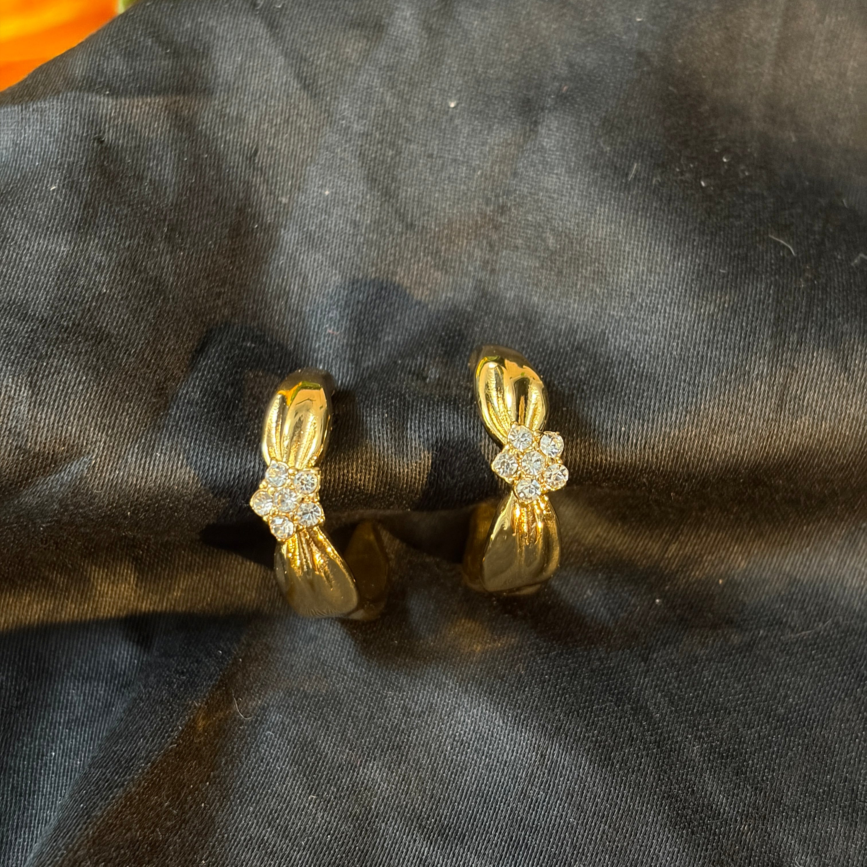 Bloom Twist Hoop Earrings